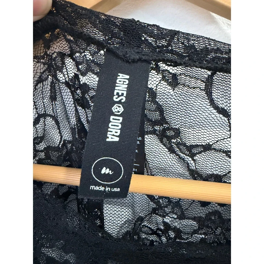 Agnes & Dora Black Floral Lace Sheer Short Sleeve Top Medium